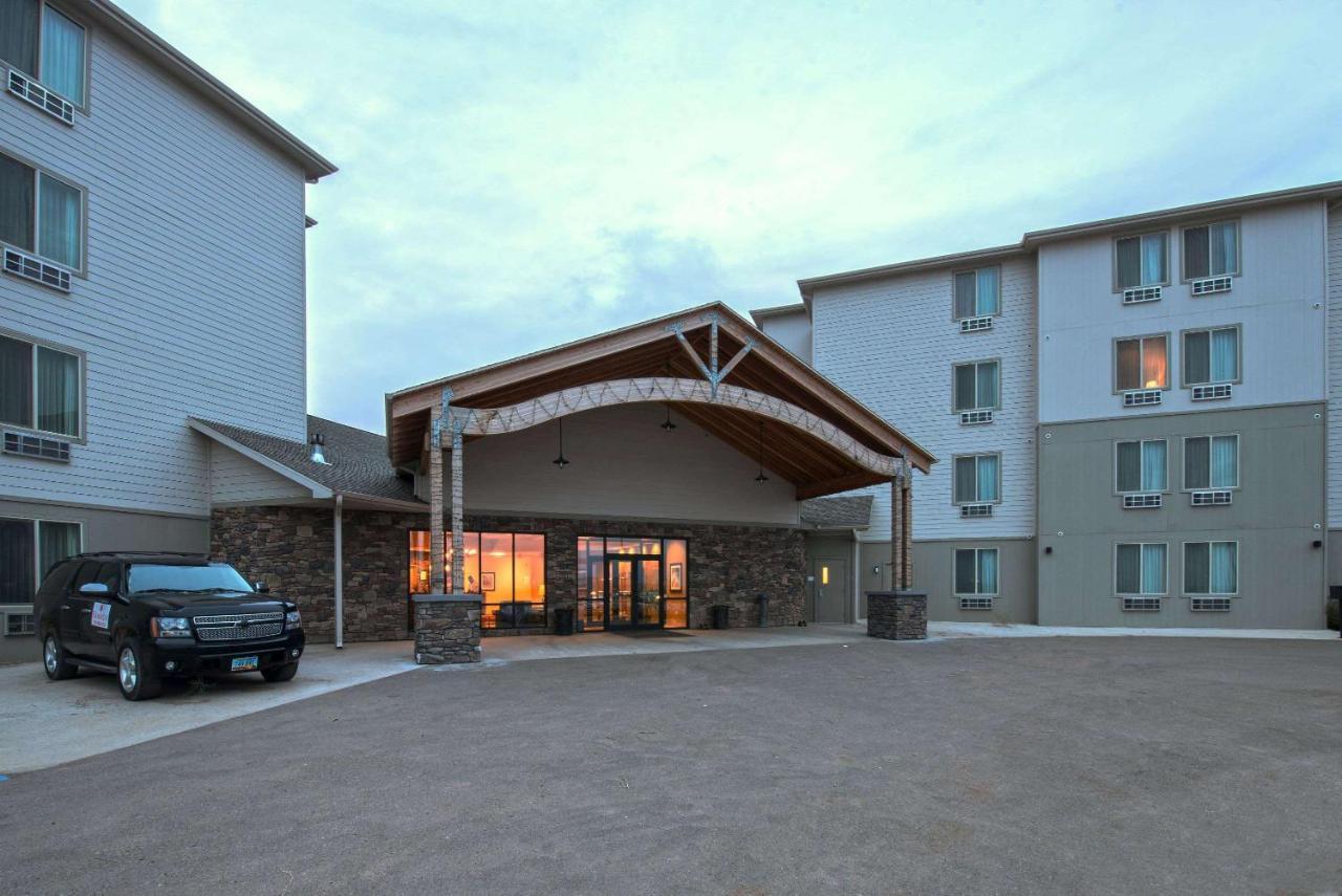 Bakken Airport Xwa Hotel & Studios Уилистън Екстериор снимка