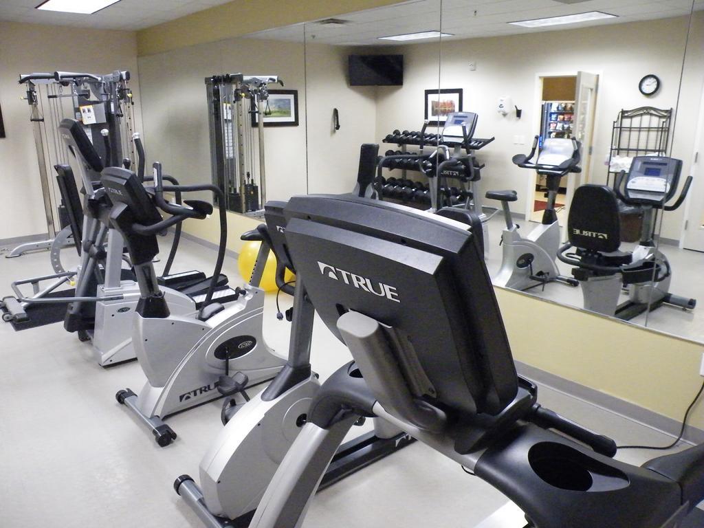 Bakken Airport Xwa Hotel & Studios Уилистън Екстериор снимка